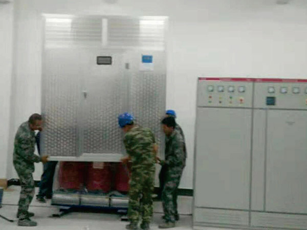 華普置業1600kVA配電室